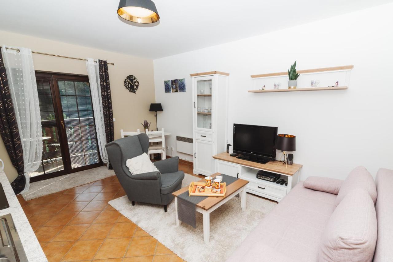 Vila Viktoria - Apartman Viktoria 2 Ружомберок Екстериор снимка